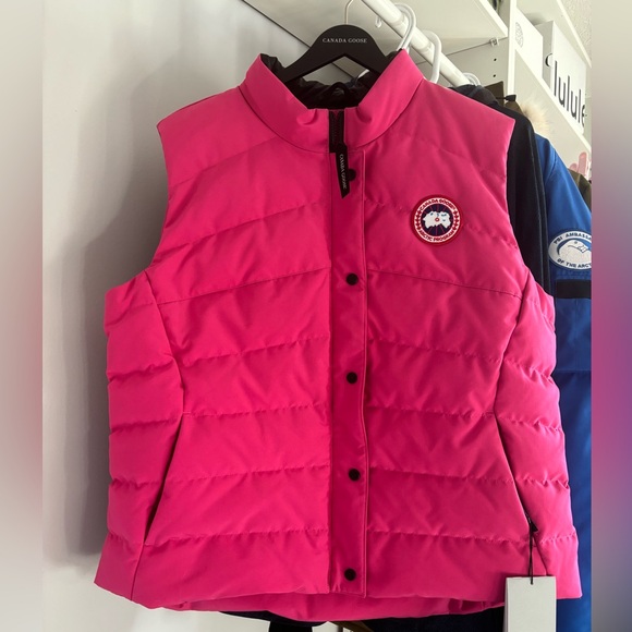 Canada Goose Vest - Picture 1 of 14